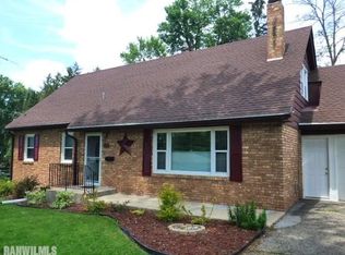 318 W Empire St, Freeport, IL 61032