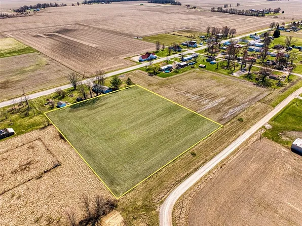 1 High Way, Marshall, IL 62441
