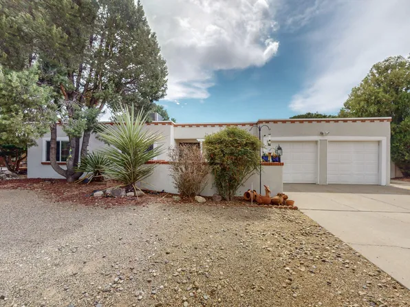 3033 Toreador Dr NE, Albuquerque, NM 87111