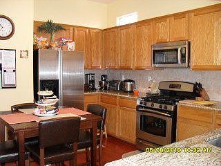5th image of 590 Alexis Cir