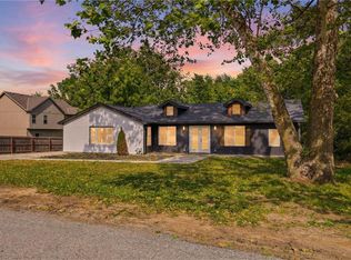 11011 N Holmes St, Kansas City, MO 64155