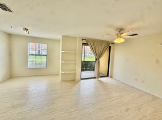 8351 38th Street Cir E Unit 106, Sarasota, FL 34243