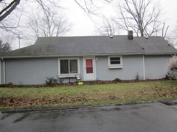 28700 Independence St, Farmington Hills, MI 48336