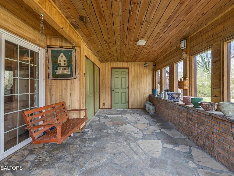 1301 Chert Pit Rd — Photo 19