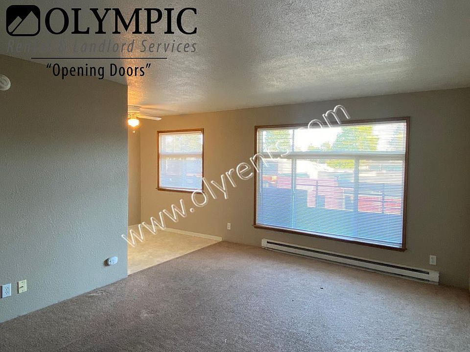 1st image of 3013 6th Ave #1