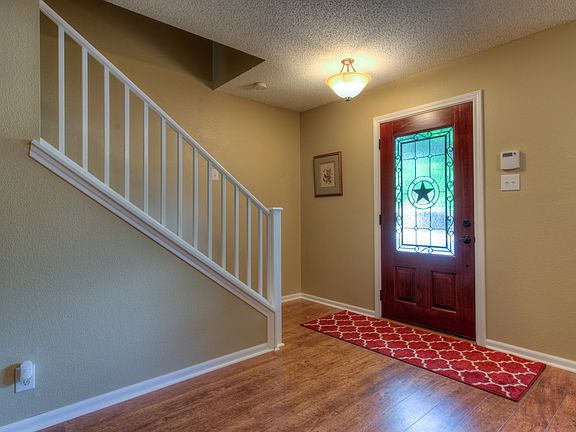 4th image of 1808 Gunsight Dr
