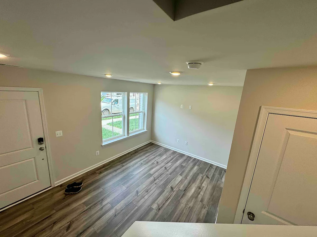 Building Photo - 11 Brookfield Mews