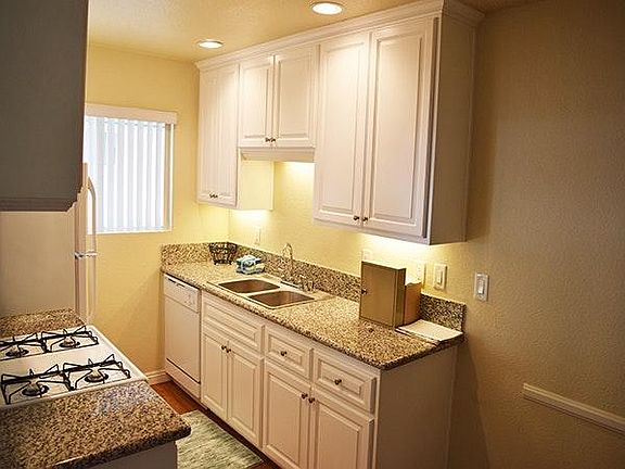 2nd image of 14057 Coteau Dr APT A