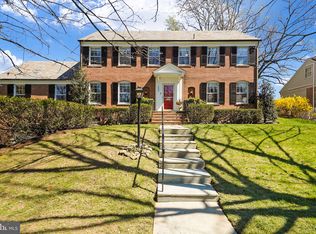 6002 Corewood Ln, Bethesda, MD 20816