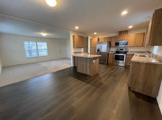 203106 E Bowles Rd TRAILER 64, Kennewick, WA 99337