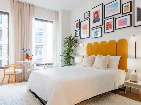 243 W 28th St, New York, NY