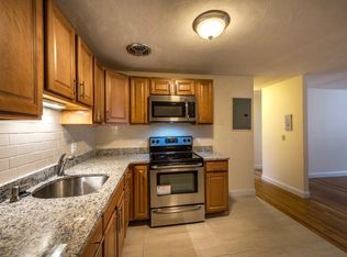 210 Babcock St #1B, Brookline, MA 02446
