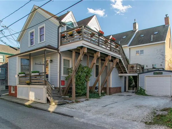 12 Goodwin St, Newport, RI 02840