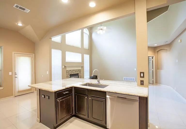 11544 Blackhawk Dr — Photo 22