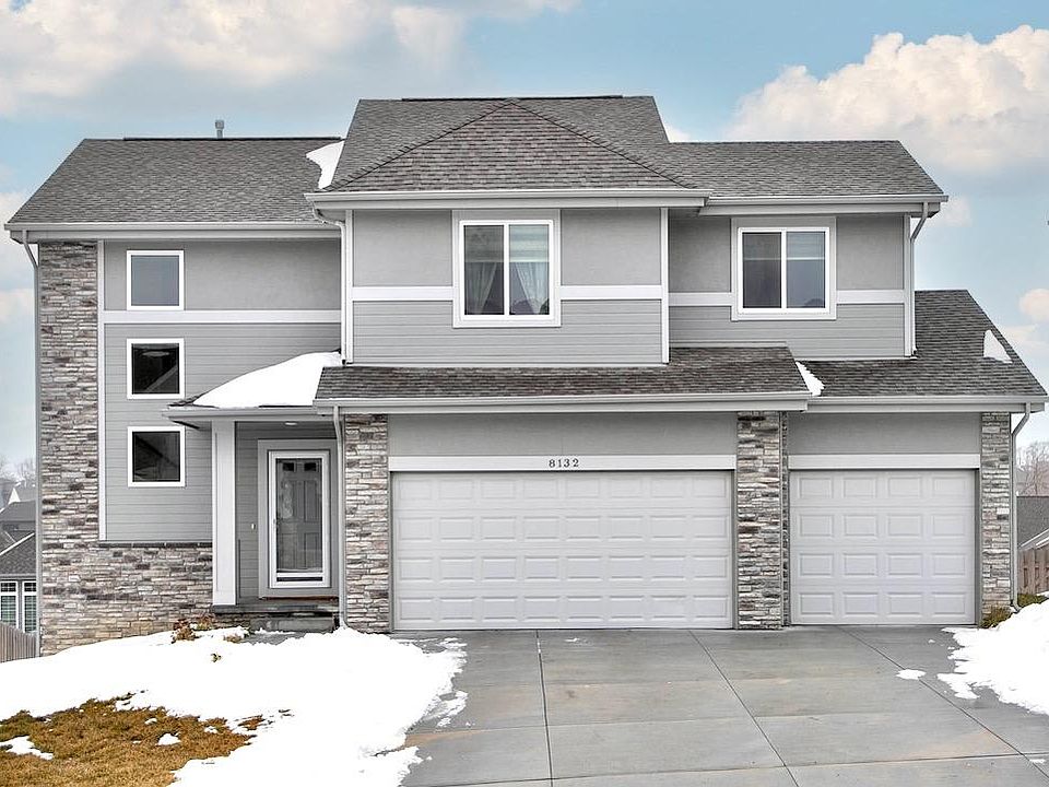 1st image of 8132 S 193rd Ave