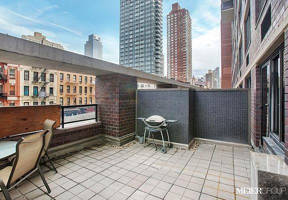 4th image of 245 E 93rd St APT 2L