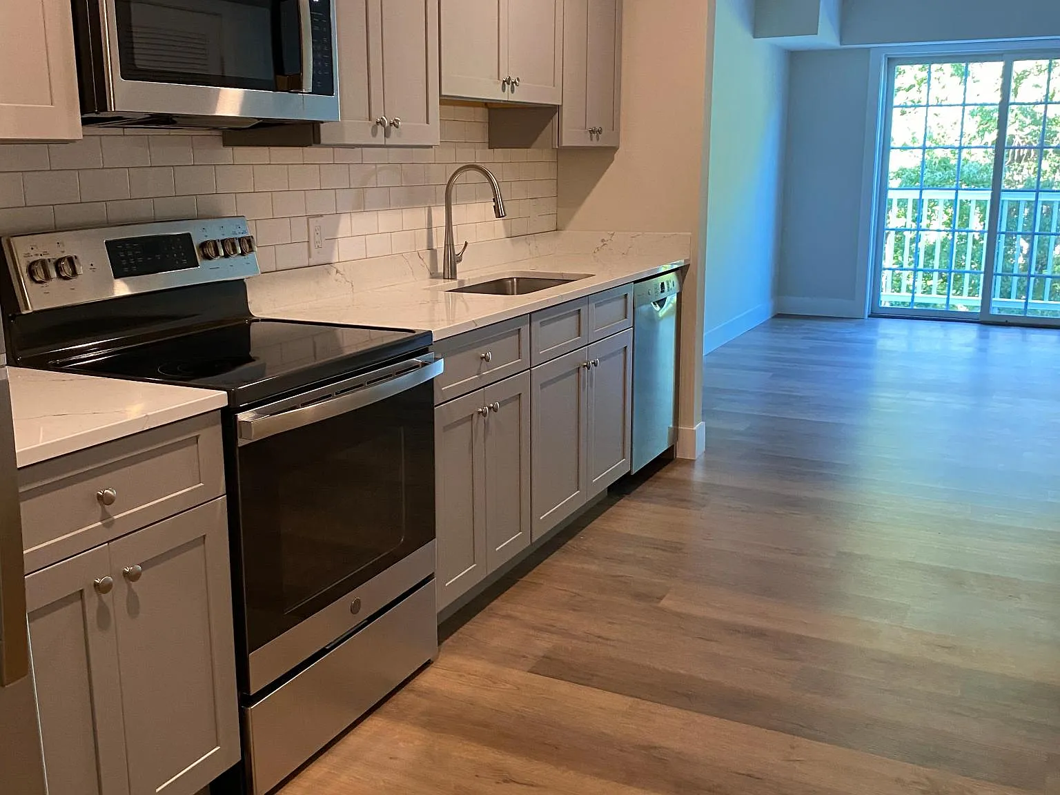 200 Danbury Rd — Photo 2