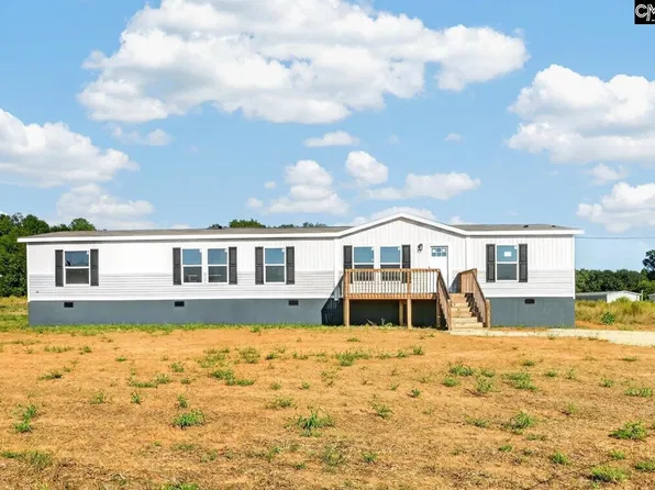 267 Home Farm Rd, Saint Matthews, SC 29135