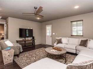 303 SW F St #1, Bentonville, AR 72712