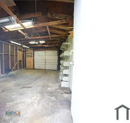 3 bed, $2,100 — Photo 3