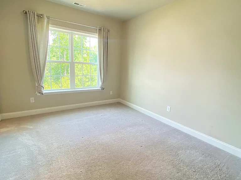 406 Gartrell Way — Photo 28