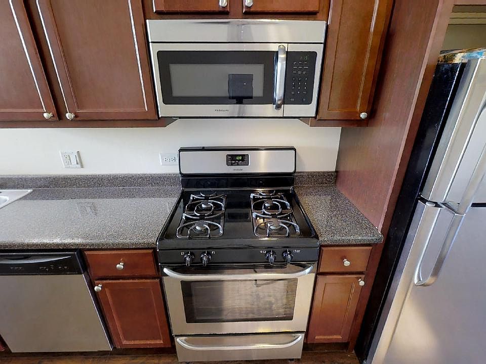 1st image of 4731 W Cornelia Ave #4715-1W