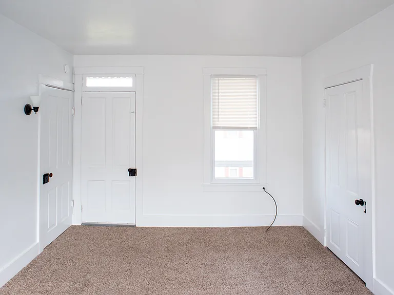 59 W Donegal St — Photo 13