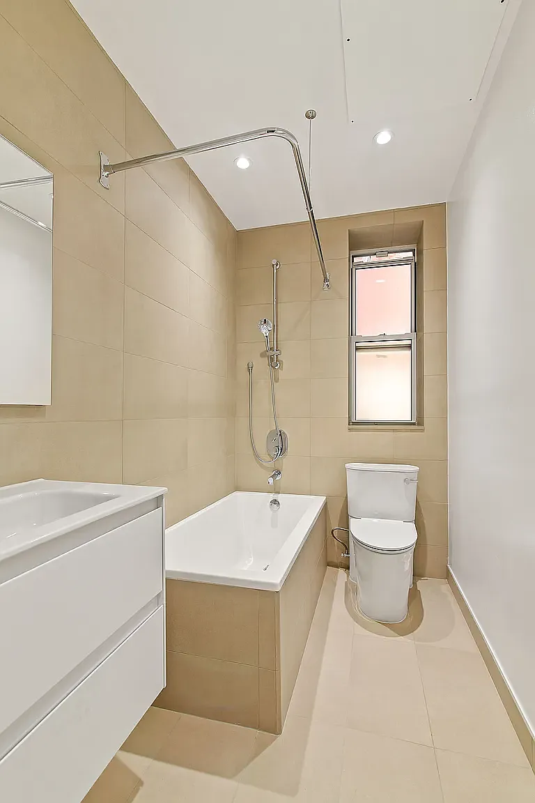 336 West 95th Street — Photo 2