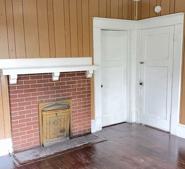 215 W Magnolia St — Photo 10