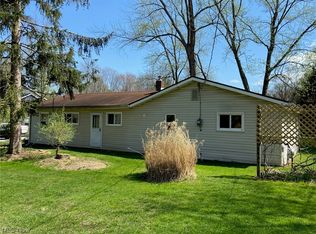 778 N Munroe Rd, Tallmadge, OH 44278