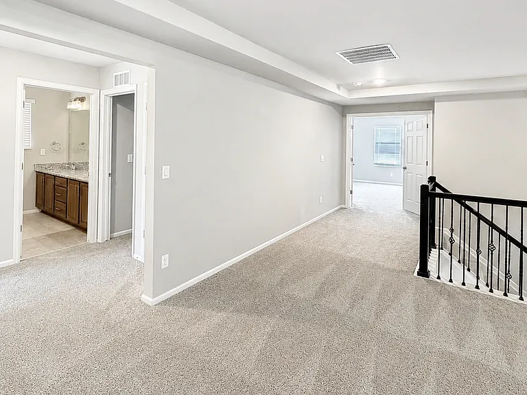 16605 E 110th Ave — Photo 14