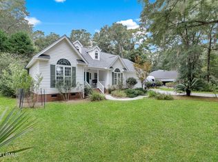 81 Walling Grove Rd, Beaufort, SC 29907