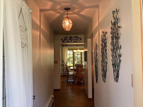 4th image of 1659 N 12th Pl