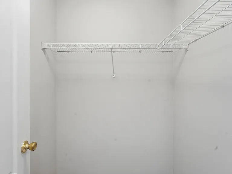 963 E Main St — Photo 39