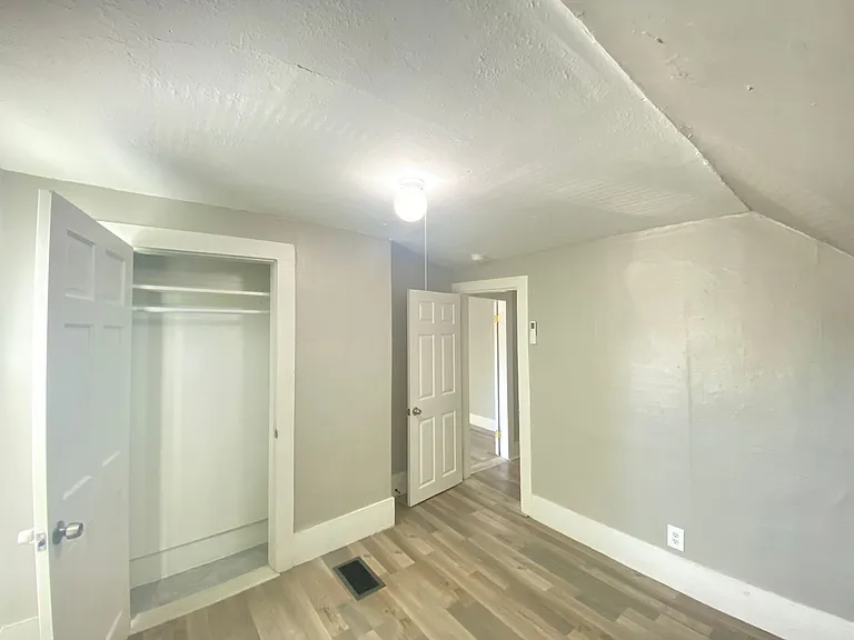 4 Shedds Ave — Photo 31