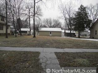 533 Hassan St SE, Hutchinson, MN 55350