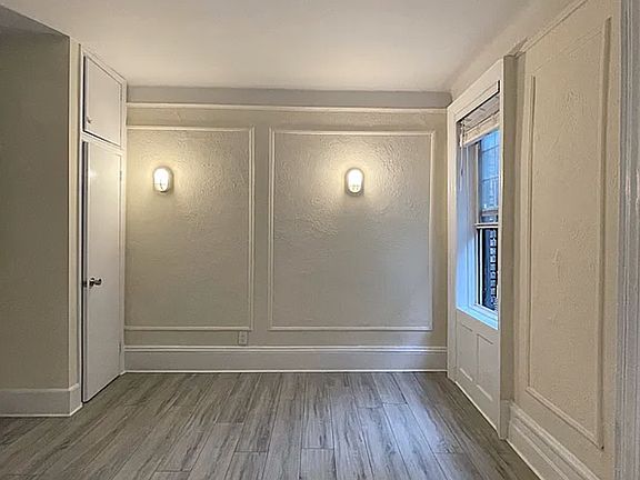 4th image of 19 Christopher St APT 6