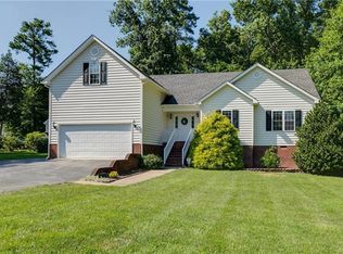 8116 Bendemeer Rd, North Chesterfield, VA 23235