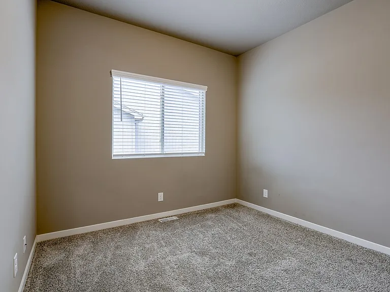 13506 S 51st St — Photo 19
