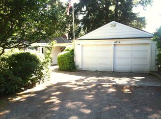 9755 49th Ave NE, Seattle, WA 98115