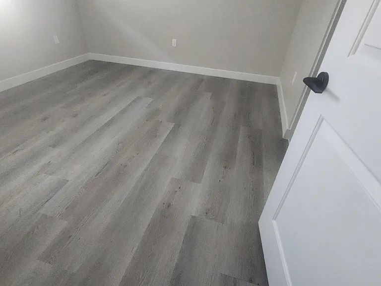 928 E Imperial Hwy — Photo 10