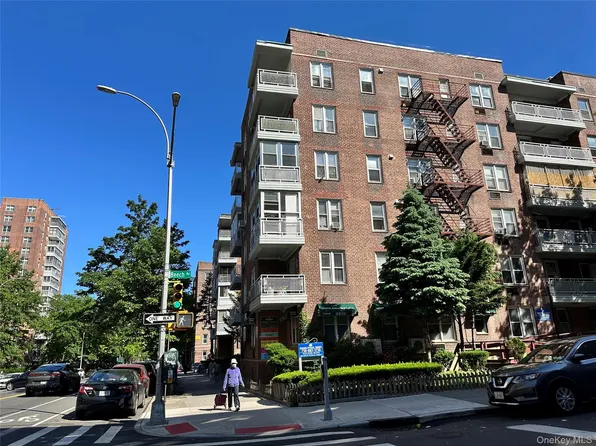 43-43 Kissena Boulevard #509, Flushing, NY 11355
