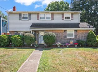 2 Hill St, Hazlet, NJ 07730