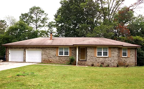 815 Ashwood Dr Photo 1