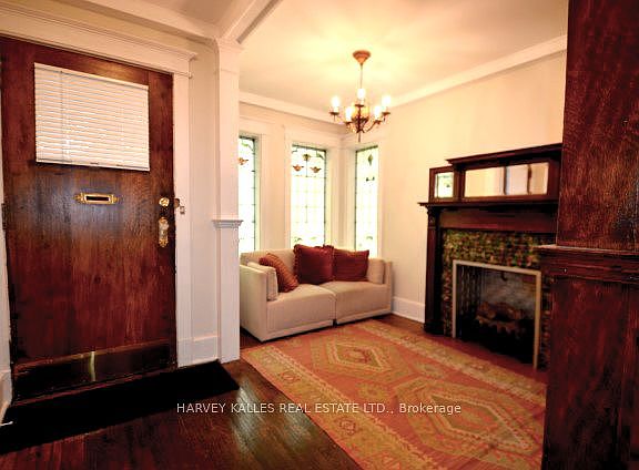 2nd image of 27 Dalton Rd