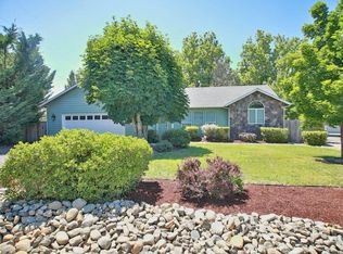 1984 Regina Way, Grants Pass, OR 97527