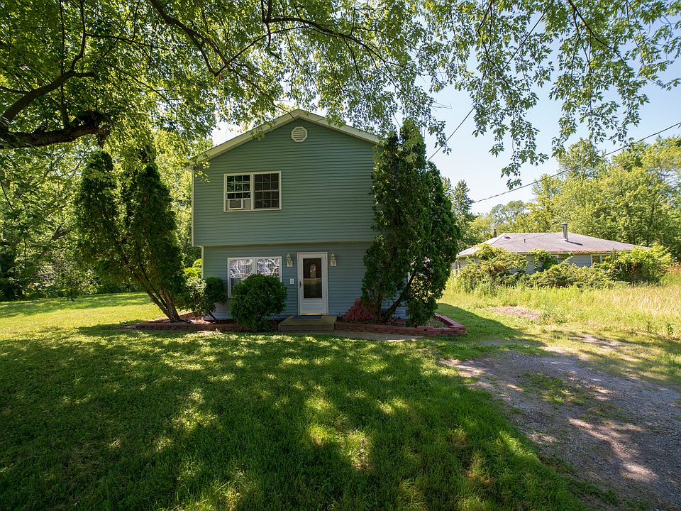 1st image of 3841 Flossmoor Rd
