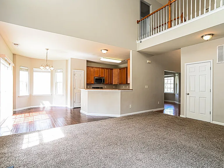 12201 Palomar Dr — Photo 5