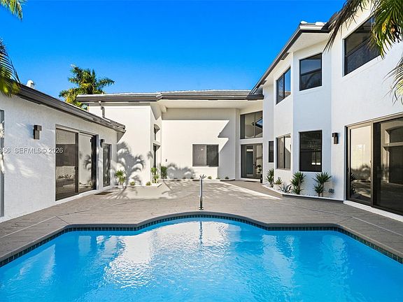 5th image of 10790 Haydn Dr