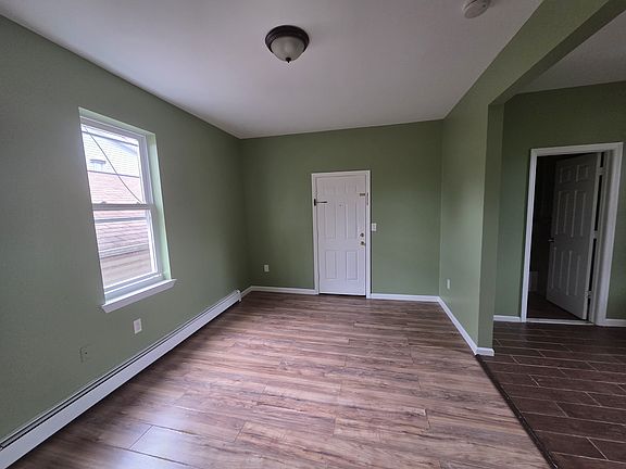 3rd image of 453 S 18th St #3B